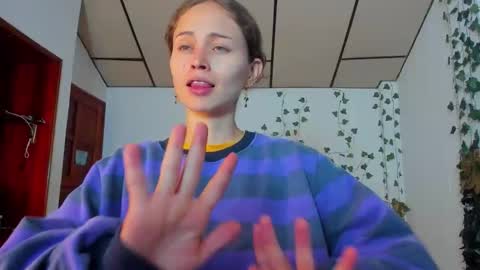 sophiamiller6 online show from 04.07.26