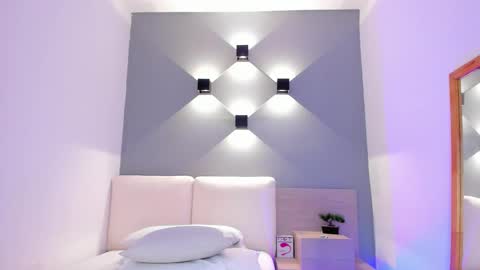 Sofi online show from 02.22.25