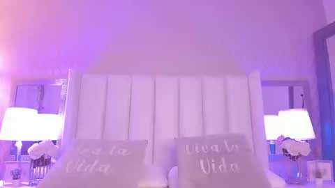 SophiaSmiths online show from 03.12.26