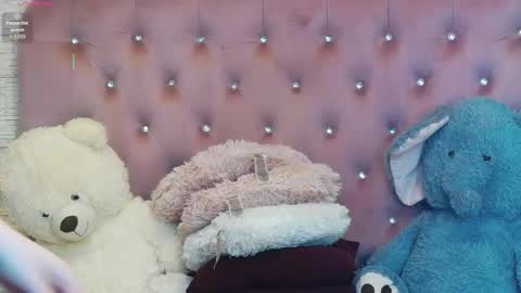 sophiastarr10 online show from 02.18.26