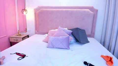 SOPHIA online show from 01.03.25