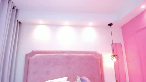 SOPHIA online show from 03.07.25