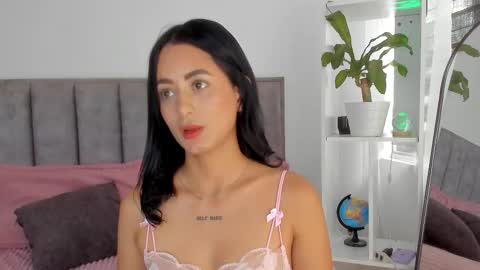  Sophie  online show from 09.12.25