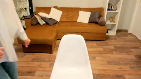 Sophie online show from 12.17.25