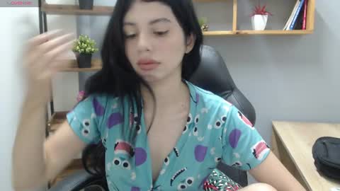 S O P H I E online show from 06.14.26