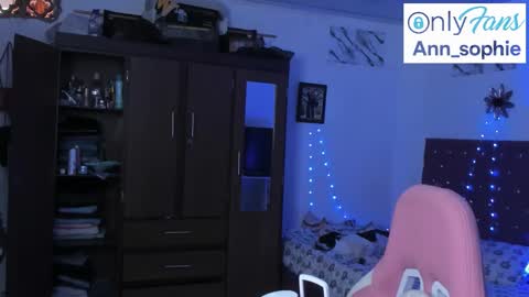 sophie doll online show from 10.27.25