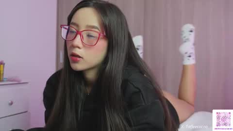 Sophie or Sof online show from 10.07.25