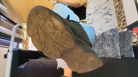 Sophie online show from 01.13.26