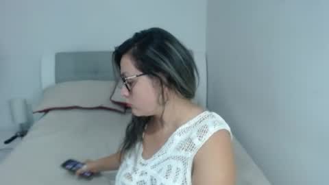 Sofa online show from 07.12.26