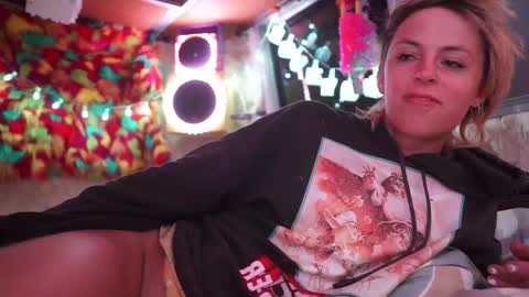 Snapshot of sophie_lovely chatting on 02.28.25 derpy derpington online show from 02.28.25