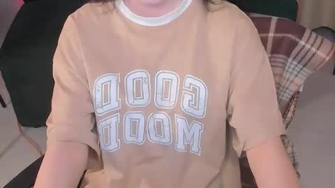 sophie_nomenal_ online show from 09.15.25