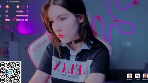 Snapshot of sophie_nomenal_ chatting on 03.19.26 sophie_nomenal_ online show from 03.19.26