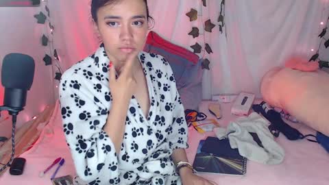 Sophie  online show from 01.20.25