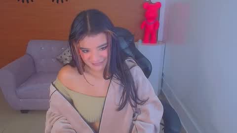 Sofia online show from 12.18.24