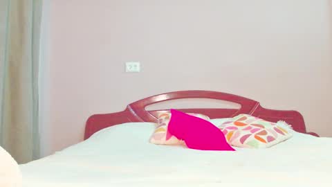 Snapshot of sophiechan69 chatting on 01.22.25 ShopieChan69 online show from 01.22.25