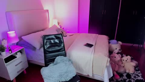    online show from 12.06.24