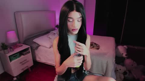    online show from 09.23.25