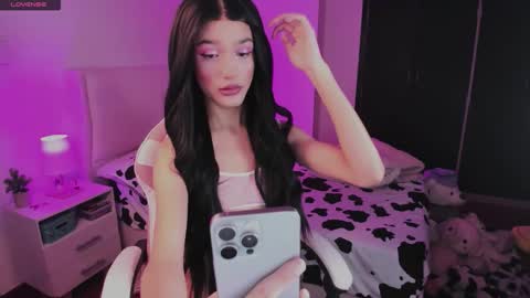    online show from 11.07.25