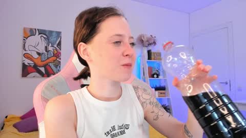 Snapshot of sophiee_lane chatting on 01.05.25 Sophie online show from 01.05.25