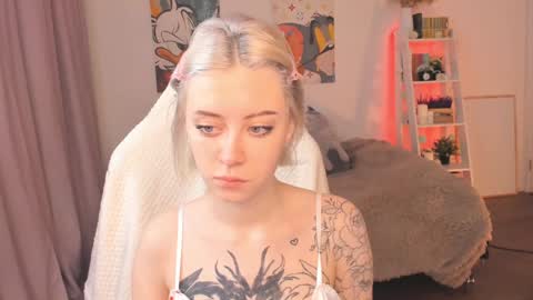 Snapshot of sophiee_lane chatting on 02.03.25 Sophie online show from 02.03.25