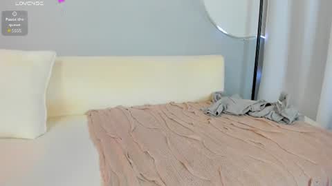 Snapshot of sophiee_s chatting on 06.22.26 Sophie online show from 06.22.26