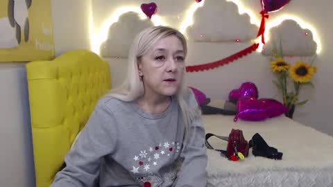sophiekittyy online show from 02.13.25