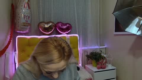 sophiekittyy online show from 03.04.25