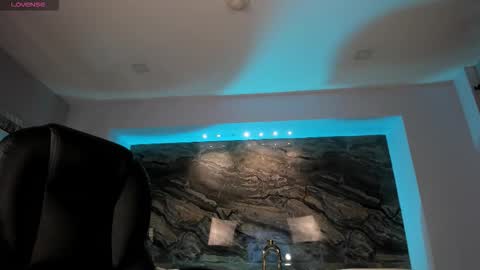 Snapshot of sophiepalmerx chatting on 02.05.26 Sophie Palmer online show from 02.05.26