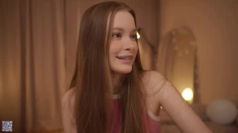 Snapshot of sophiephoria chatting on 03.09.25 Sophie Next stream 3 online show from 03.09.25