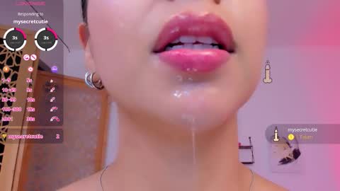 sophierooy online show from 09.30.25