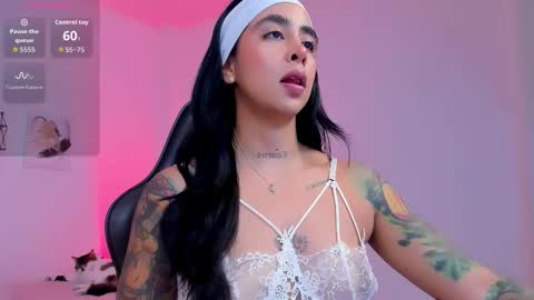 sophierooy online show from 01.06.26