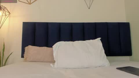 Snapshot of sophieturner_mg chatting on 02.14.26 sophieturner_mg online show from 02.14.26