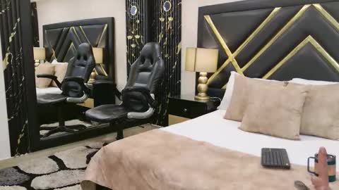 SophieWinslow online show from 02.23.26