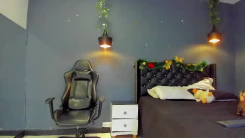 Sophie Taylor online show from 01.10.26