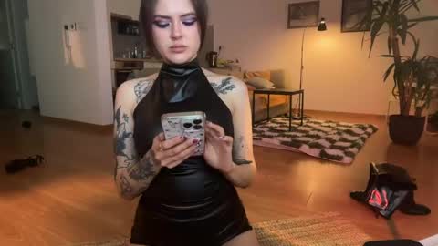 Snapshot of souleaterkira chatting on 05.17.26 Kira online show from 05.17.26