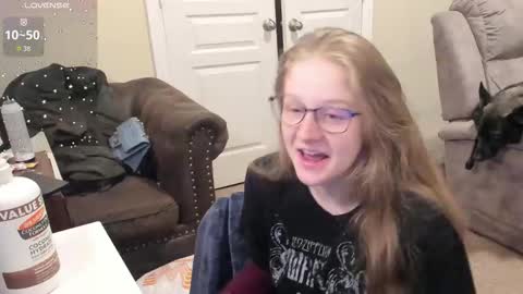 Bunnydathug online show from 12.15.25