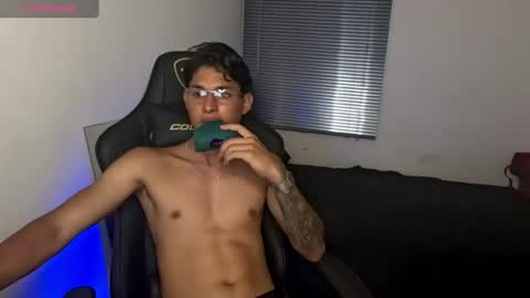 soy_samuel11 online show from 06.22.26