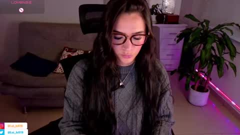 Luisa    online show from 02.12.25