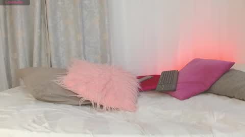 Amelia online show from 02.22.25