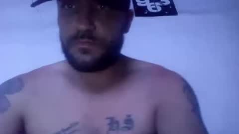 Snapshot of soyaquila chatting on 12.20.25 soyaquila online show from 12.20.25