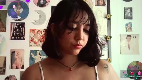 Snapshot of soynanabela chatting on 02.20.25 Nana Bela  online show from 02.20.25