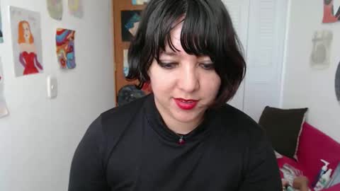 Snapshot of soynanabela chatting on 09.11.25 Nana Bela  online show from 09.11.25