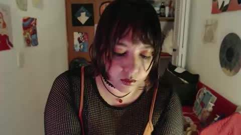 Snapshot of soynanabela chatting on 10.17.25 Nana Bela  online show from 10.17.25