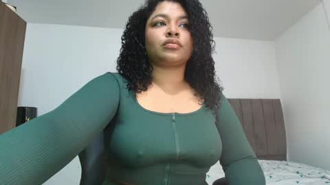Snapshot of soynerea chatting on 06.04.26 online show from 06.04.26