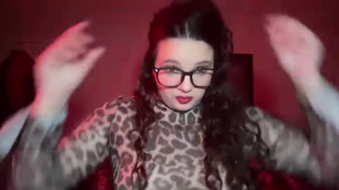 Soyoceanne online show from 01.18.26