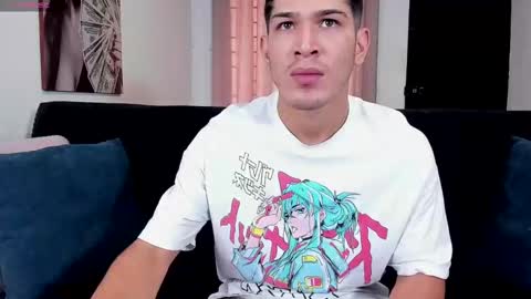 Snapshot of soyraydimarco_ chatting on 10.03.25 RayDimarco  independent model online show from 10.03.25