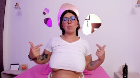 Snapshot of soysamicita_ chatting on 02.03.25 Sami Diaz online show from 02.03.25