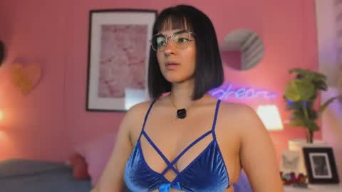 Snapshot of soysaraa_ chatting on 06.13.26 Aleja online show from 06.13.26