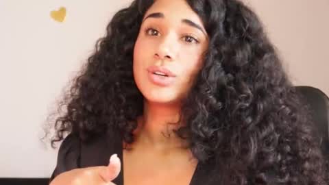 You want to talk to me more personal follow me in My Channel VIP  50 the discount       online show from 01.12.25