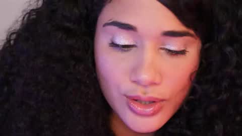 You want to talk to me more personal follow me in My Channel VIP  50 the discount       online show from 02.11.25